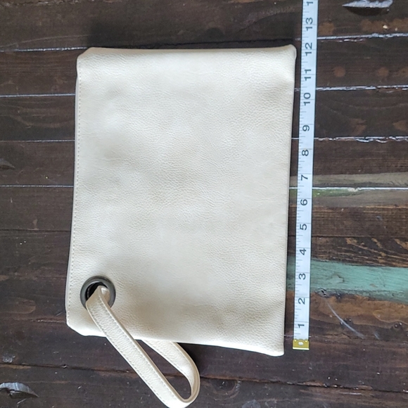 No Brand Handbags - New (w/o tag) Taupe Wristlet Handbag